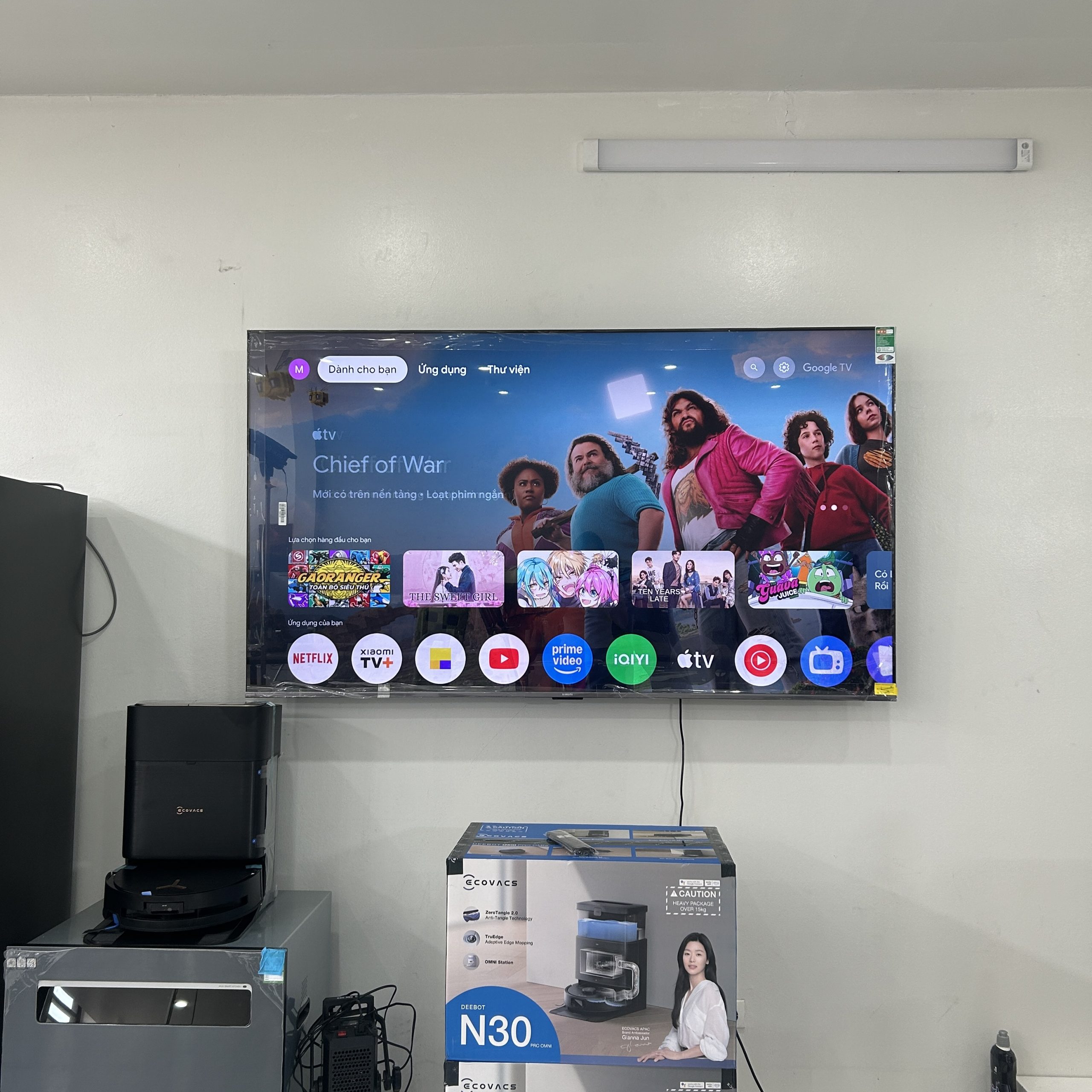Tivi Xiaomi 75 inch treo tường 